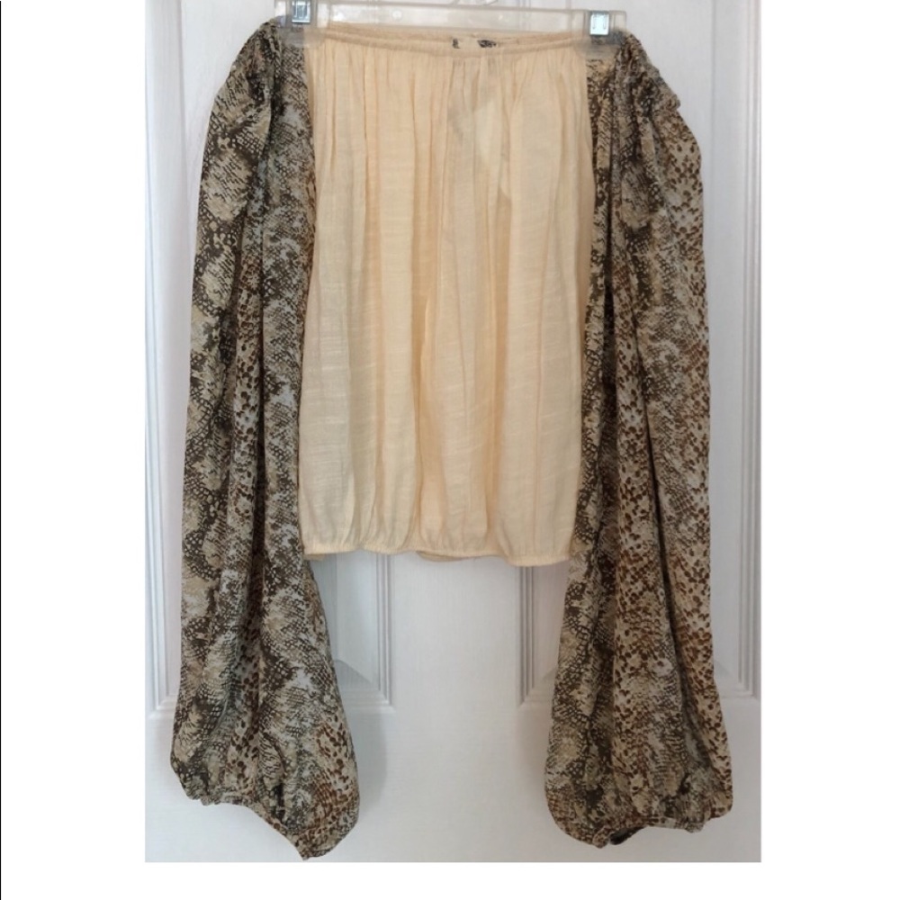 Sleeveless Off The Shoulder Snakeskin Top